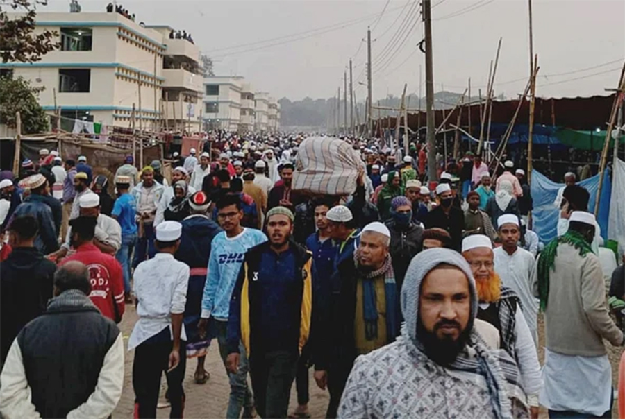 ইজতেমার দ্বিতীয় পর্বে যোগ দিয়েছেন ৭৭২৫ জন বিদেশী মুসল্লি