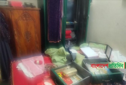 রাতে পরিবারের সবাইকে অচেতন করে লুটপাট