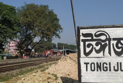 টঙ্গীতে ছিনতাইকারীর ছুরিকাঘাতে তিন পুলিশ সদস্য আহত

