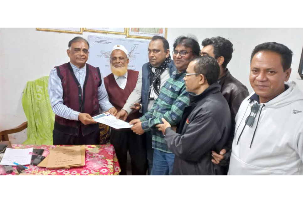 গোপালগঞ্জে আওয়ামী লীগের মনোনয়ন পেতে বৃত্তান্ত জমা