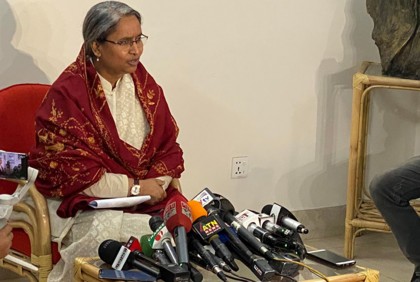 পাঠ্যপুস্তকের ভুল নিয়ে শিক্ষামন্ত্রীর সংবাদ সম্মেলন মঙ্গলবার 

