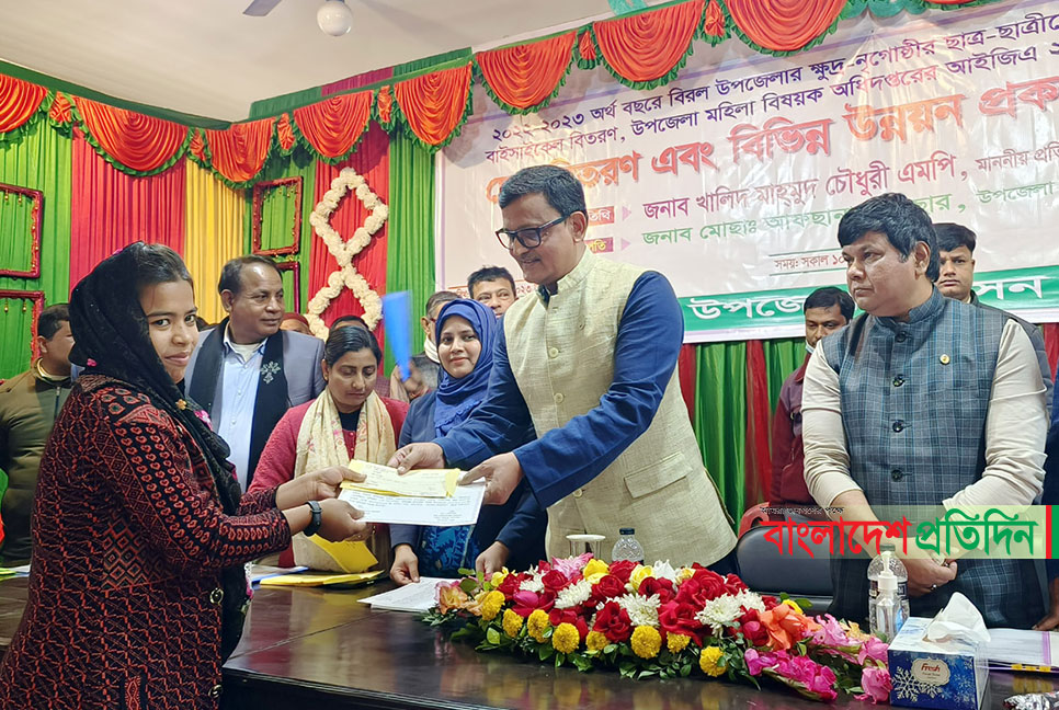 ‘এই সেই মির্জা ফখরুল, যার বাবা ছিলেন কুখ্যাত রাজাকার’