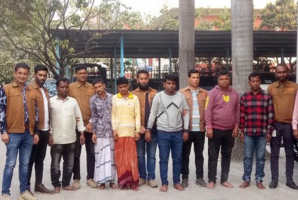 সিদ্ধিরগঞ্জে ডিবি পরিচয়ে ডাকাতির প্রস্তুতিকালে গ্রেফতার ৬