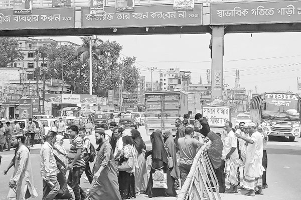 কুমিল্লায় দুই বছরে সড়ক দুর্ঘটনায় নিহত ৮০০