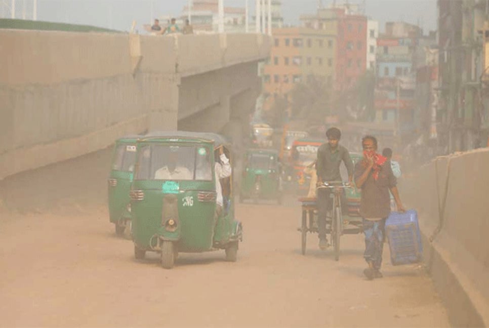 ৫ দিন ধরে বায়ুদূষণে শীর্ষে ঢাকা