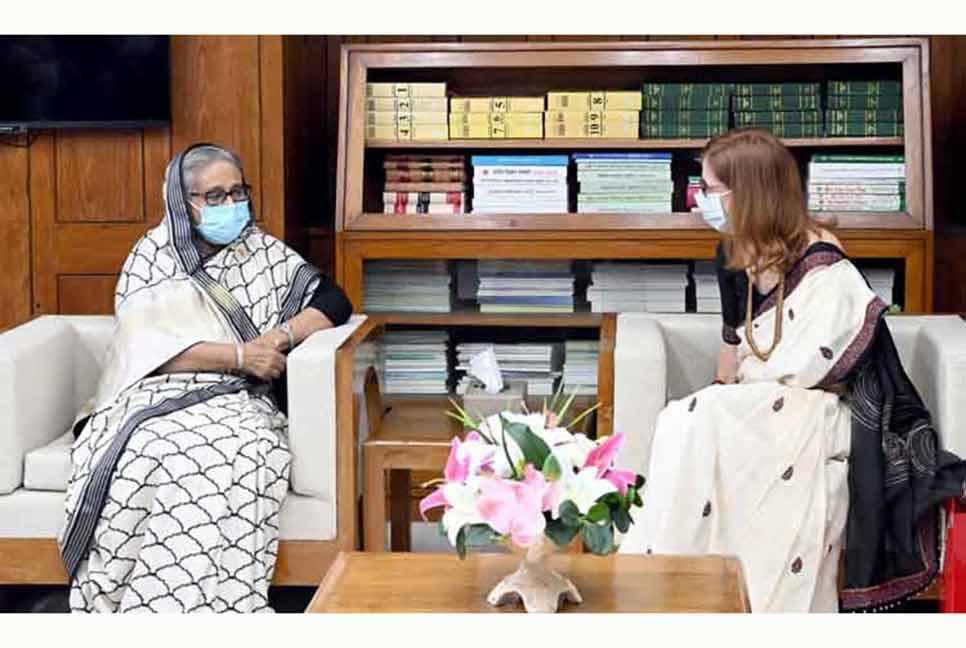 আগামী নির্বাচন অবাধ, সুষ্ঠুভাবে অনুষ্ঠানের প্রস্তুতি নিচ্ছে সরকার : প্রধানমন্ত্রী

