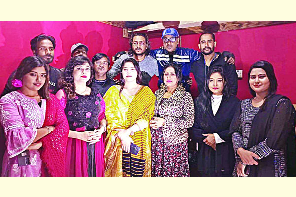 সানির পরিকল্পনায় ‘ক্যান্সার’ সচেতনতায় ১২ শিল্পী