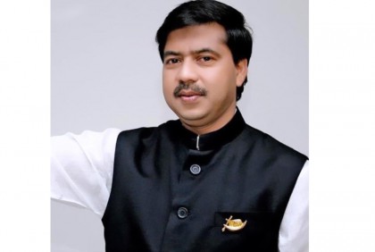সমাবেশে যেতে ট্রেন ভাড়া করেছেন এমপি মুন্না