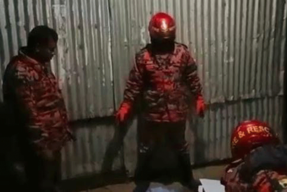 ট্রাকচাপায় দুই মোটরসাইকেল আরোহী নিহত