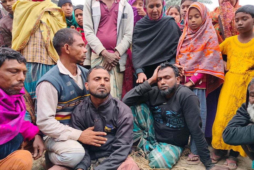 সাদুল্লাপুরে বৃদ্ধের গলা কাটা লাশ উদ্ধার