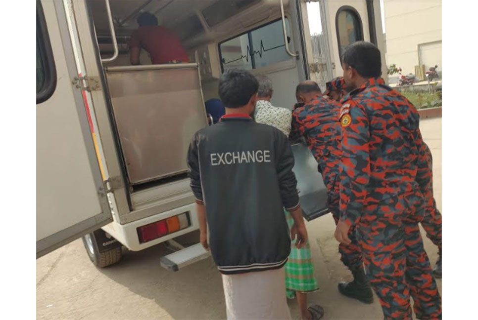 গাজীপুরে পরস্পরের ছুরিকাঘাতে স্বামী-স্ত্রী আহত