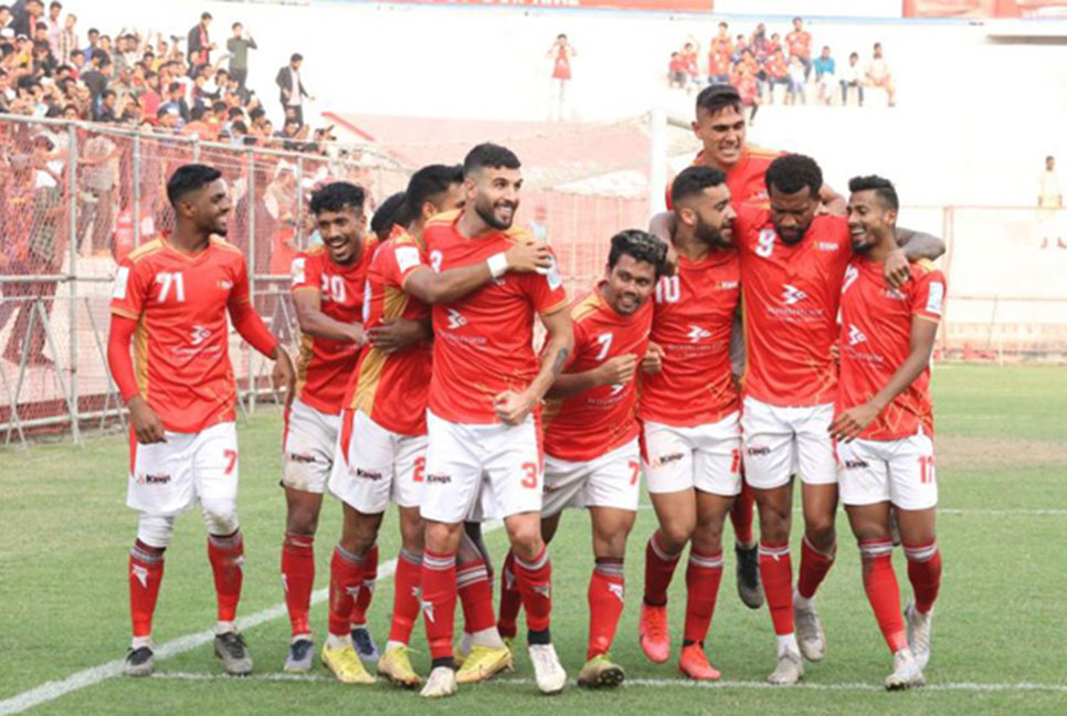 রোমাঞ্চকর ম্যাচে রাসেলকে হারাল বসুন্ধরা কিংস