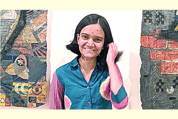 আলো ছড়িয়ে অমর সারাহ ইসলাম