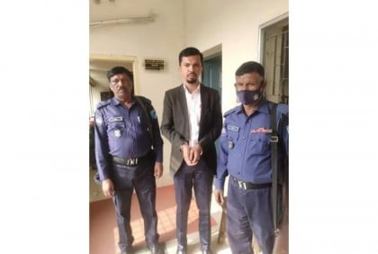 ফরিদপুরে প্রতারণার অভিযোগে একজন আটক 