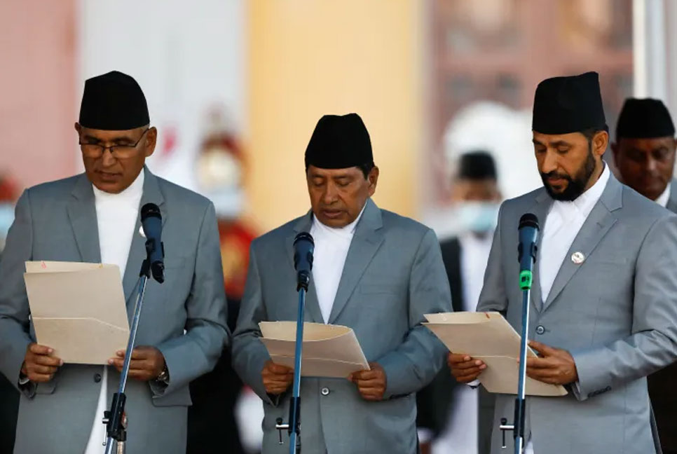 নেপালের উপপ্রধানমন্ত্রীকে সরিয়ে দিল সুপ্রিম কোর্ট