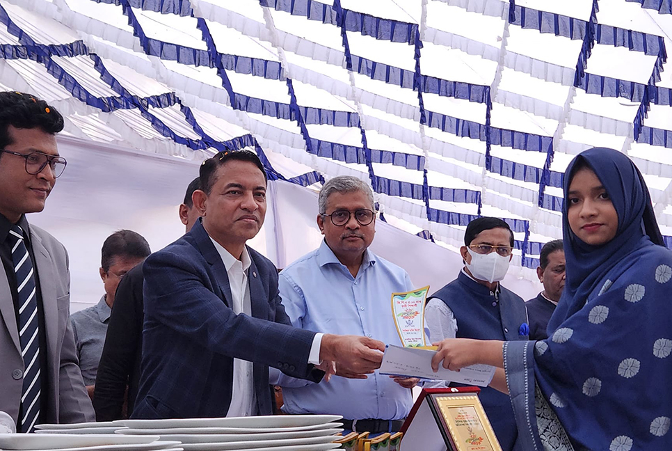 লক্ষ্মীপুরে অভিভাবক সমাবেশ