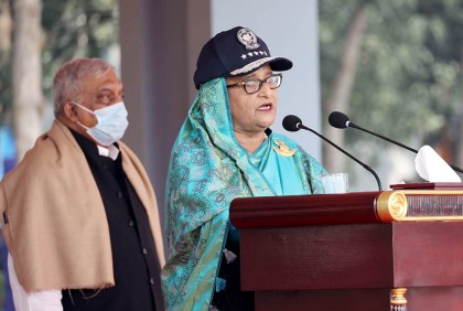 স্বাধীনতার সুফল ঘরে ঘরে পৌঁছে দিতে হবে : প্রধানমন্ত্রী