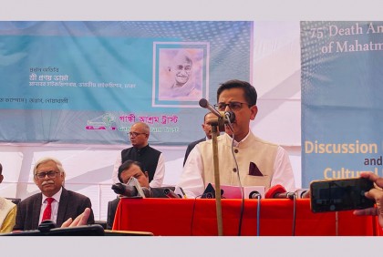 শান্তি প্রতিষ্ঠায় মহাত্মা গান্ধীর অহিংস নীতি বাস্তবায়ন করতে হবে : প্রণয় ভার্মা