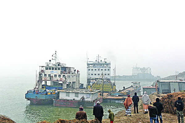 ঘন কুয়াশায় ঢাকার ফ্লাইট ইয়াঙ্গুন কলকাতা চট্টগ্রামে