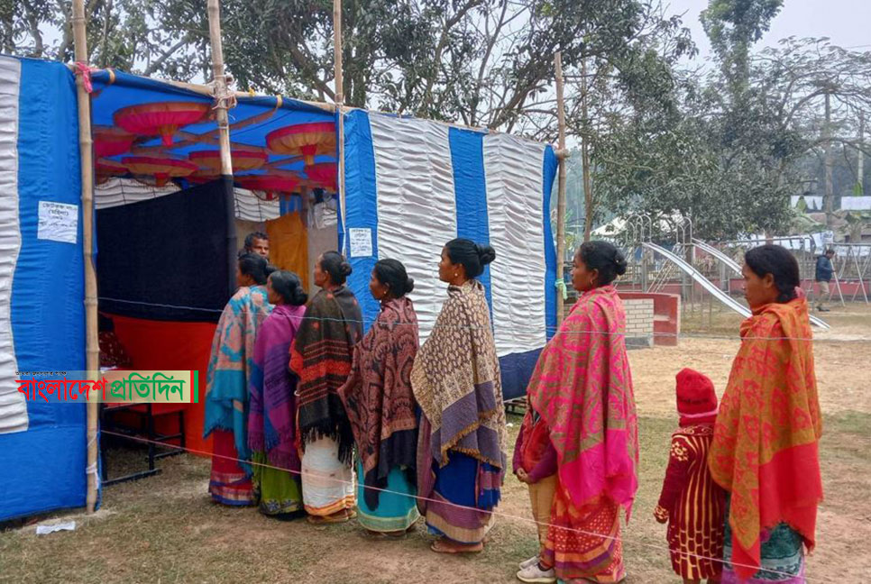 ঠাকুরগাঁওয়ে উপনির্বাচনে ভোটগ্রহণ চলছে