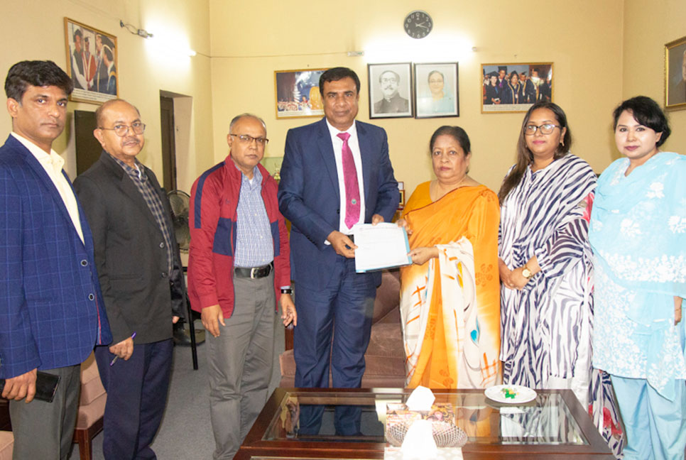 স্টামফোর্ডে উপাচার্য হিসেবে যোগদান করলেন অধ্যাপক ড. মনিরুজ্জামান 