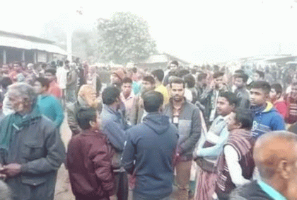 পাগলের কুড়ালের আঘাতে প্রাণ গেল ব্যবসায়ীর