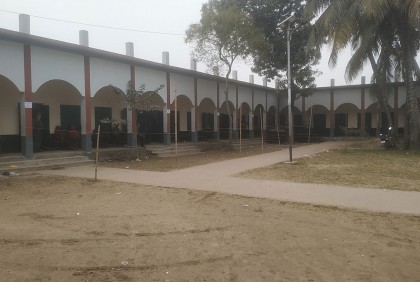 ব্রাহ্মণবাড়িয়া-২; এক ঘণ্টায় দুই কেন্দ্রে পড়েছে ২৭ ভোট