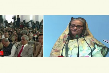 বইমেলায় ৭ গ্রন্থের মোড়ক উন্মোচন করলেন প্রধানমন্ত্রী 
