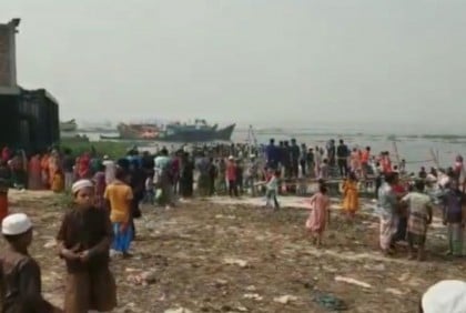 নদীতে গোসলে নেমে ভেসে গেল দুই মাদ্রাসাছাত্র, নিখোঁজ ১