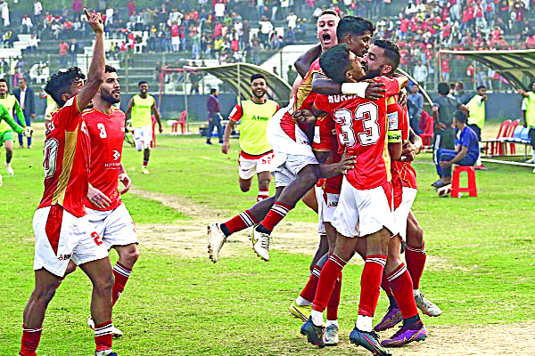 শেষ মিনিটে বসুন্ধরা কিংসের স্বস্তি