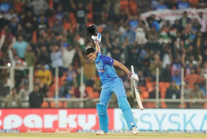 ‘কোহলির মতোই তিন ফরম্যাটে রাজত্ব করবেন শুভমন’