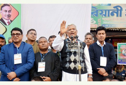 ‘জনগণ ফ্যাসিস্ট আওয়ামী লীগ সরকারের বিরুদ্ধে রুখে দাঁড়িয়েছে’