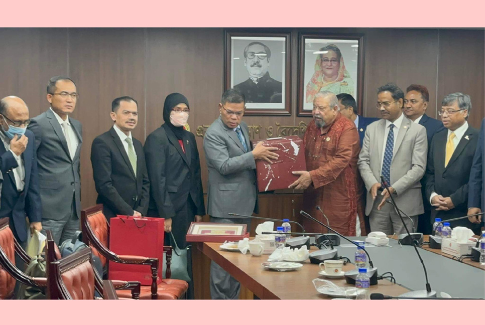 মালয়েশিয়ায় কর্মী পাঠানোর খরচ কমাতে প্রয়োজনে সমঝোতা স্মারকে পরিবর্তন 
