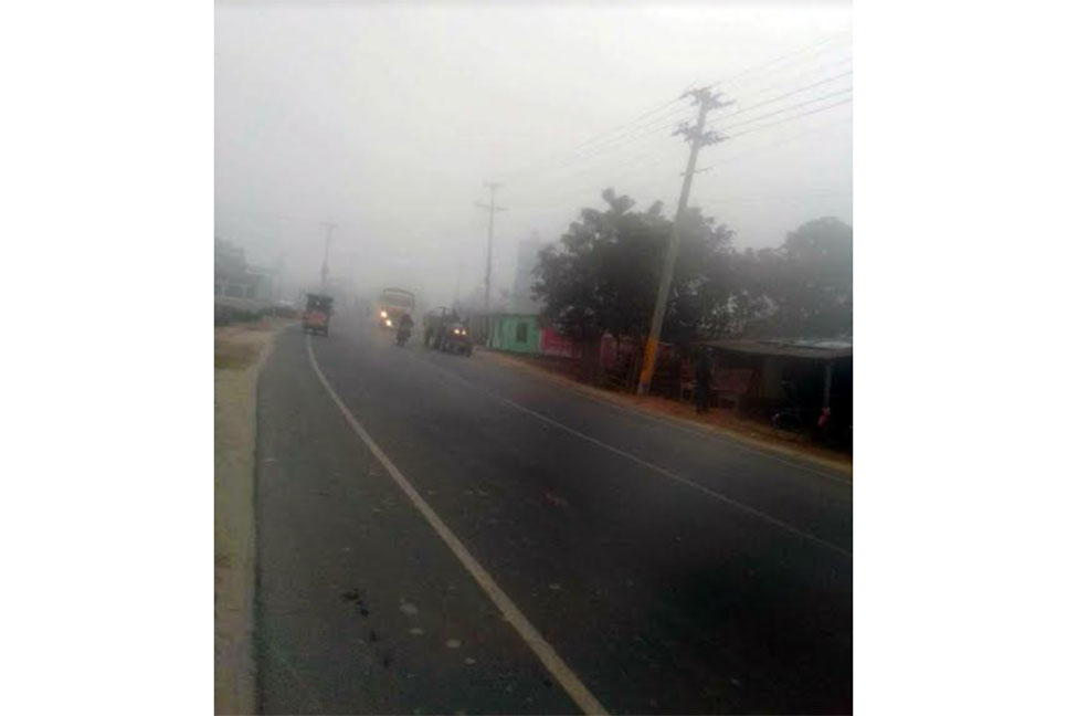 হিমেল হাওয়ার সাথে
কুয়াশায় ভরা দিনাজপুর