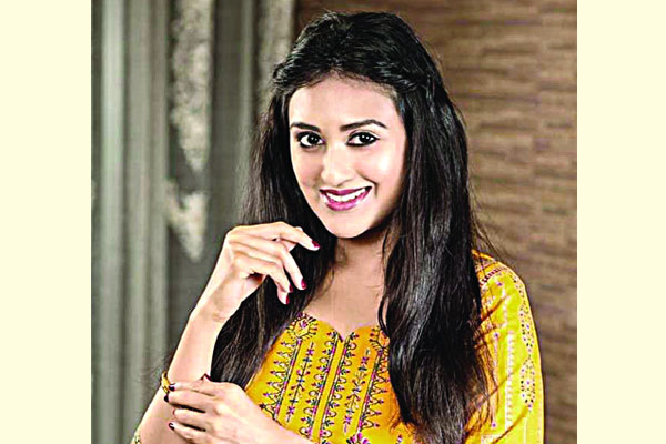 আজ কুসুমের ‘লালটিপ’