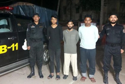 মাদকদ্রব্য উদ্ধার, ভারতীয় দুই নাগরিকসহ গ্রেফতার ৩