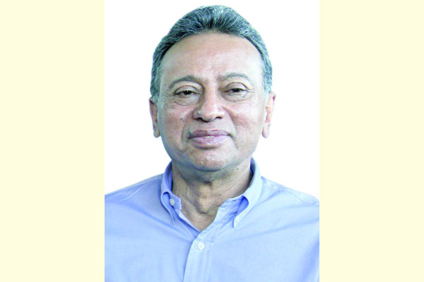 লুটপাটে বাড়ছে দ্রব্যমূল্য