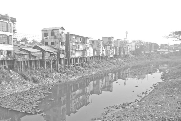 মগড়া তীরে অবৈধ দখলের রাজত্ব