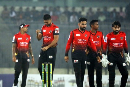 সাকিবের বরিশালকে হারিয়ে সেরা দুইয়ে ইমরুলের কুমিল্লা

