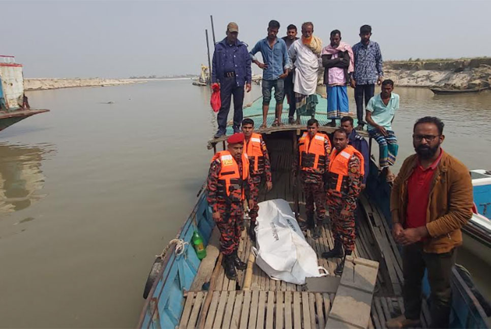 স্পিডবোট দুর্ঘটনায়
আরো দুটি লাশ উদ্ধার