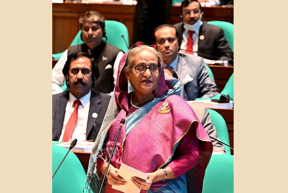 মানুষের জীবন যাতে সচল থাকে সেই ব্যবস্থা আমরা নিচ্ছি : প্রধানমন্ত্রী

