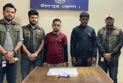 ১৭ বার নিয়োগ পরীক্ষায় ফেল, শেষে প্রতারণার আশ্রয়
