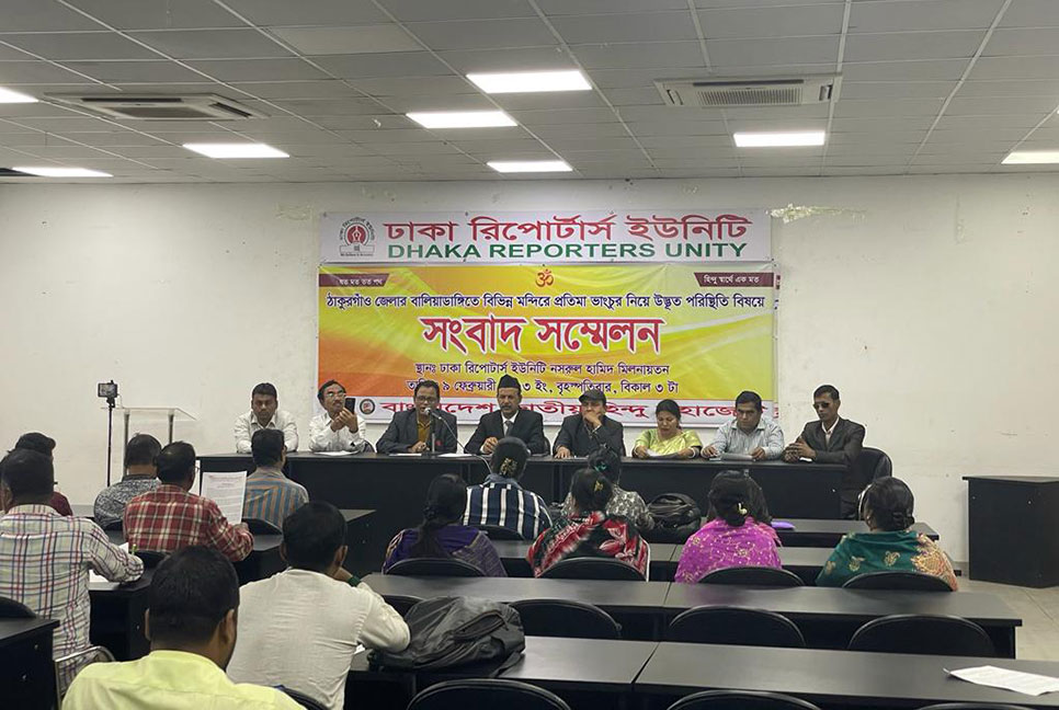 'বালিয়াডাঙ্গীতে প্রতিমা ভাঙচুর সাম্প্রদায়িক সংঘাত নয়, রাজনৈতিক উদ্দেশ্যপ্রণোদিত'

