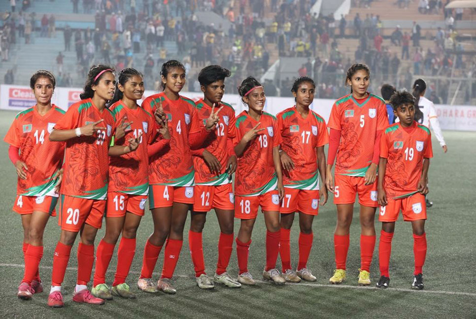 সাফের ফাইনালে ২-০ গোলে এগিয়ে বাংলাদেশ

