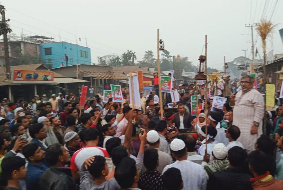 আওয়ামী লীগ নেতারা চোখে সর্ষেফুল দেখছেন : এমরান সালেহ