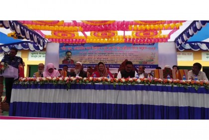 গাড়াডোব মাধ্যমিক বিদ্যালয়ে নবীনবরণ ও বিদায় অনুষ্ঠিত