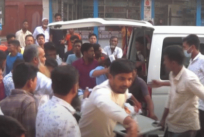 বাস-মাইক্রোবাসের মুখোমুখি সংঘর্ষে শিশু নিহত, আহত ১৫