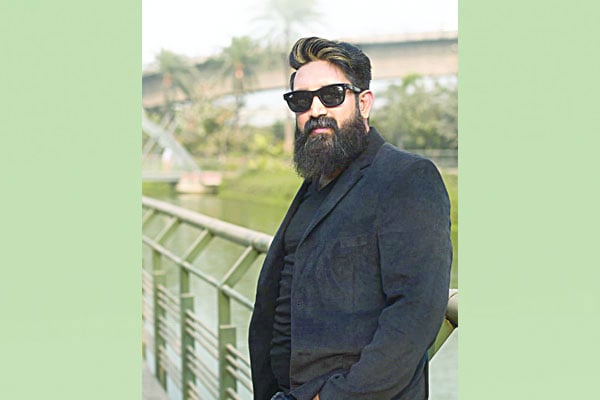 নোমান খন্দকারের গান ‘দূরত্ব’