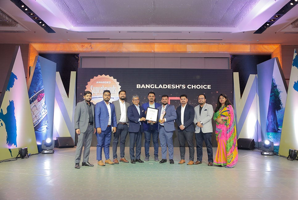 আকিজ সিরামিক্সের সুপারব্র্যান্ড অ্যাওয়ার্ড অর্জন 