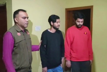 অনলাইন জুয়াড়ি চক্রের ৩ সদস্য আটক